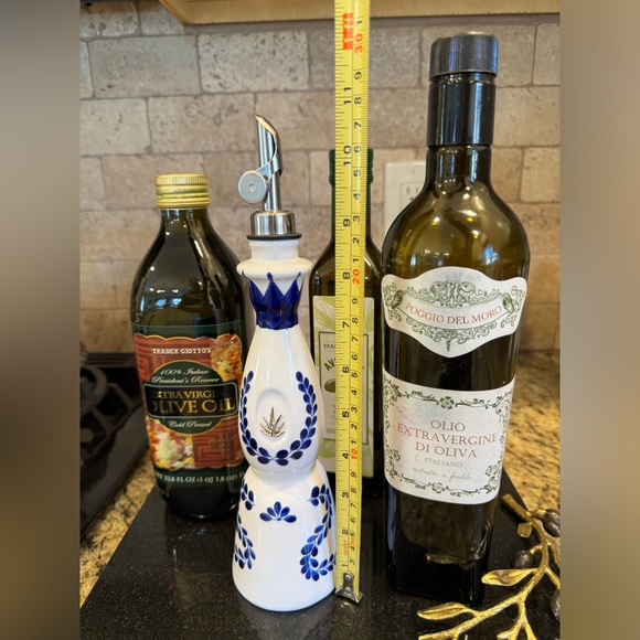 Oil Dispenser handcrafted from repurposed Clase Azul Reposado rare 200ml - Picture 8 of 9